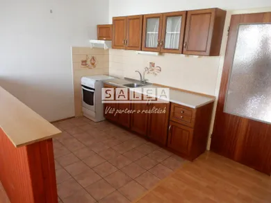 Mieszkania na sprzedaż, 1-pokojowe, Levice · €74 990