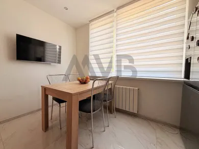 Na predaj 2-izbový byt, 53 m², Hurbanovo, Komenského