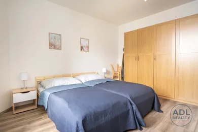 Na prenájom 2-izbový byt, 45 m², Bratislava-Vrakuňa