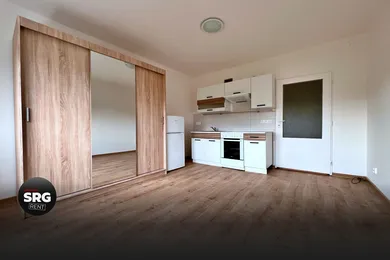 Квартиры в аренду, 1-комнатные, Nové Zámky · €350