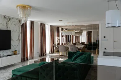 Na prenájom 3-izbový byt, 290 m², Bratislava-Petržalka, Lužná