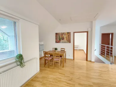Mieszkania na wynajem, 4-pokojowe, Piešťany · €650