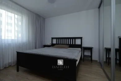 Na prenájom 2-izbový byt, 45 m², Bratislava-Ružinov, Hraničná