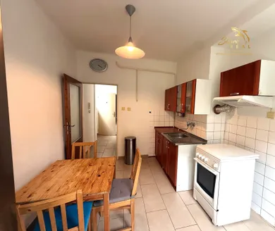 Na prenájom byt v Bratislava-Staré Mesto · €550 · Pôvodný stav
