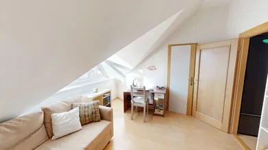 Na predaj 5-izbový byt, 210 m², Bratislava-Ružinov, Košická