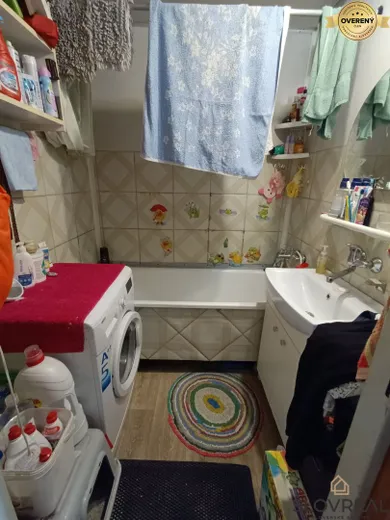 Na predaj 3-izbový byt, 70 m², Handlová