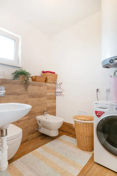 Na predaj 4-izbový dom, 116 m², Pastuchov