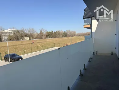 Na predaj 2-izbový byt, 60 m², Banka