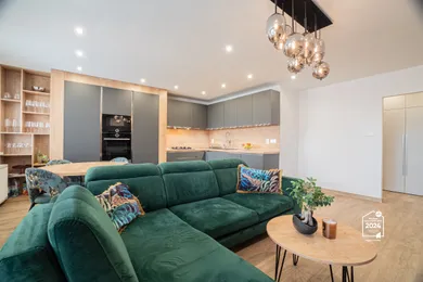 Mieszkania na sprzedaż, 4-pokojowe, Košice-Dargovských hrdinov · €330 000