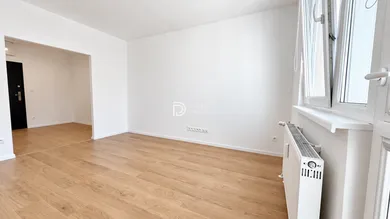 Na predaj 3-izbový byt, 65 m², Bratislava-Dúbravka, Koprivnická