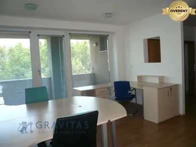 Коммерческие помещения в аренду, Bratislava-Nové Mesto · €715