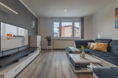 Mieszkania na wynajem, 3-pokojowe, Liptovský Mikuláš · €650