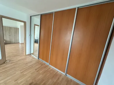 Na prenájom 2-izbový byt, 60 m², Dubnica nad Váhom, Okružná