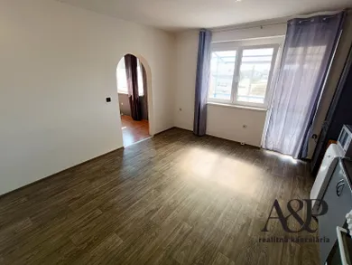 Na predaj 4-izbový byt, 111 m², Kúty, Štúrova