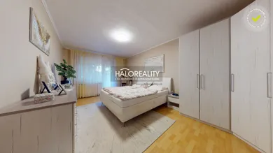 Na predaj 3-izbový byt, 87 m², Rimavská Sobota, I. Hatvaniho