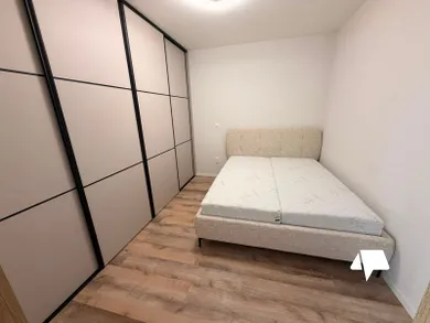 Na prenájom 1-izbový byt, 41 m², Zlaté Moravce, Kalinčiakova