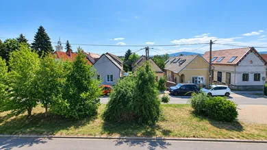 Eladó házak, Bratislava-Záhorská Bystrica · €389 890