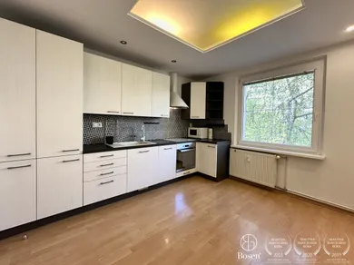 Mieszkania na wynajem, 2-pokojowe, Bratislava-Nové Mesto · €570