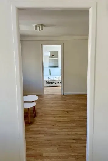 Na prenájom 2-izbový byt, 60 m², Bratislava-Staré Mesto, Grösslingová