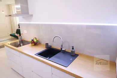 Na predaj 2-izbový byt, 58 m², Bratislava-Staré Mesto