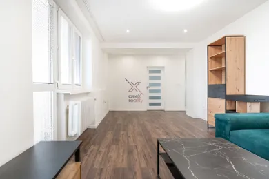 Na predaj 3-izbový byt, 78 m², Hlohovec, Hlohová