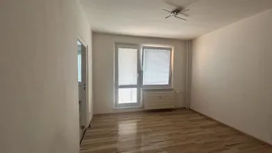 Na predaj 1-izbový byt, 32 m², Rimavská Sobota, Malohontská 18