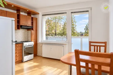 Na prenájom 1-izbový byt, 37 m², Považská Bystrica