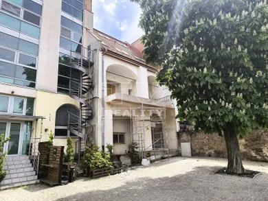 Na predaj dom v Prešov · €1 290 000 · Dokončené