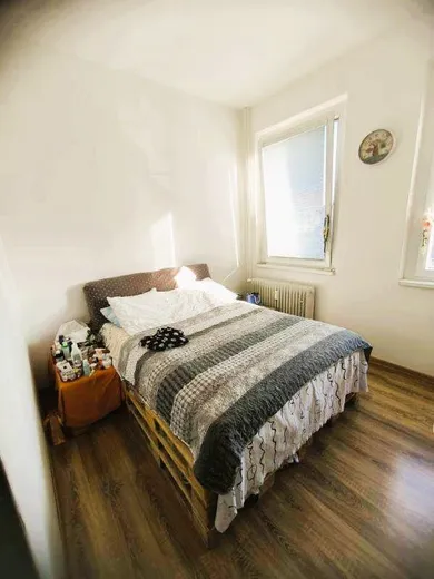Na prenájom 2-izbový byt, 45 m², Rohožník, Školské Námestie