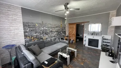 Mieszkania na sprzedaż, 3-pokojowe, Banská Bystrica · €180 000