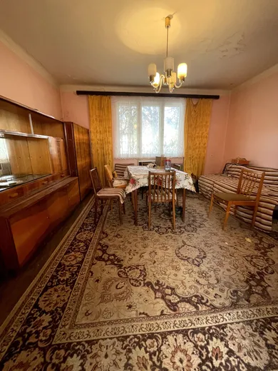 Na predaj 3-izbový dom, 100 m², Holiare