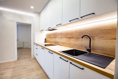 Na predaj 4-izbový byt, 72 m², Trnava, Ulica Teodora Tekela