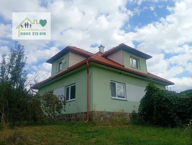 Domy na sprzedaż, Prievidza · €194 500
