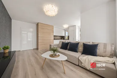 Na predaj 4-izbový byt, 120 m², Bratislava-Ružinov, Jégého