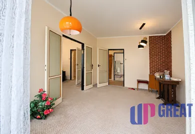 Na predaj 3-izbový byt, 67 m², Trenčín, 28. októbra