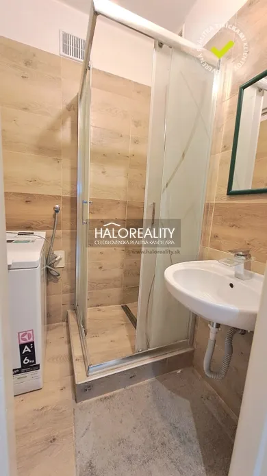 Na prenájom 2-izbový byt, 51 m², Partizánske
