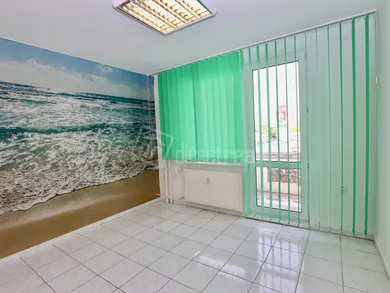 Na prenájom komerčné, 40 m², Dunajská Streda, Centrum mesta