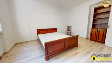 Na prenájom 3-izbový byt, 72 m², Komárno, Damjanichova ul.
