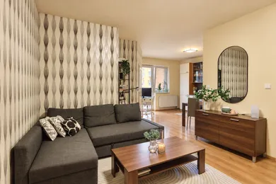 Kiadó lakások, 2-szobás, Bratislava-Petržalka · €800