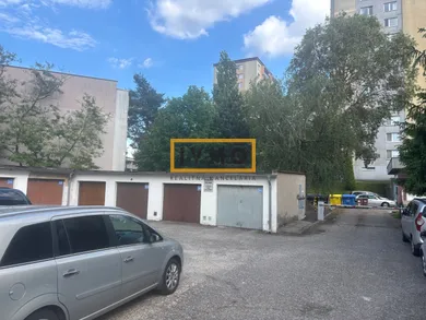 Na predaj objekt v Bratislava-Karlova Ves · €55 000 · Čiastočná rekonštrukcia
