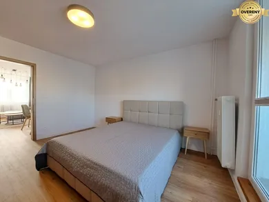 Na prenájom 2-izbový byt, 52 m², Poprad, Štúrova