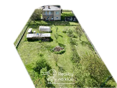 Na predaj dom, 200 m², Komjatice