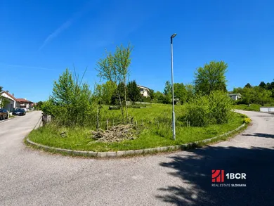 Na predaj pozemok, 730 m², Marianka, Na Tálkoch