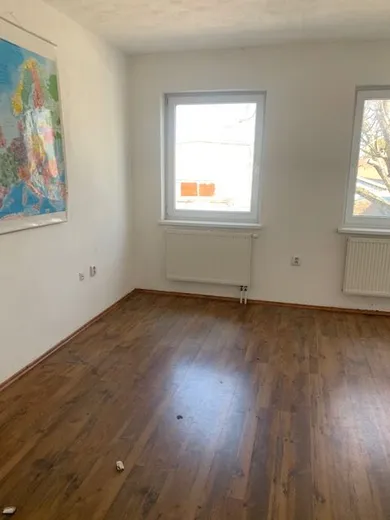 Na prenájom komerčné, 17 m², Košice-Juh