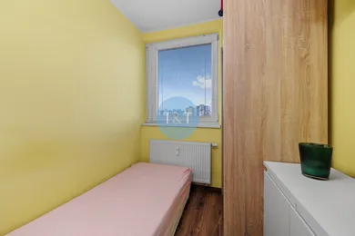 Na predaj 3-izbový byt, 78 m², Bratislava-Petržalka, Jungmannova