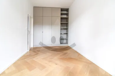 Na prenájom 3-izbový byt, 76 m², Žilina, Staré mesto