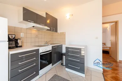 Na predaj 3-izbový byt, 55 m²