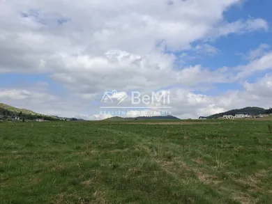 Na predaj pozemok, 896 m², Beňadovo, Hlavná