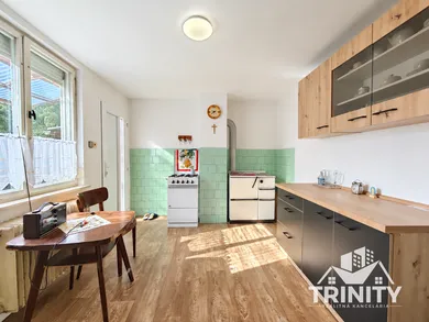 Na predaj 3-izbový dom, 115 m², Černík