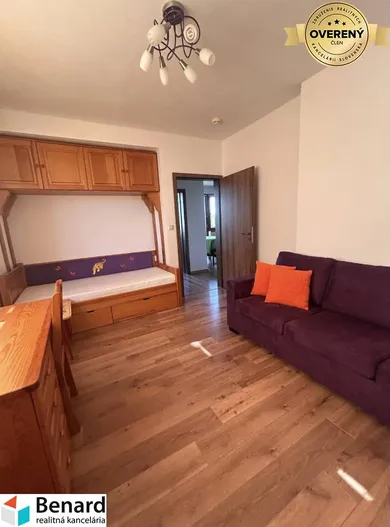 Na predaj 3-izbový byt, Stará Lesná